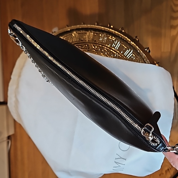 JIMMY CHOO Callie logo-print leather shoulder bag - Picture 11 of 15